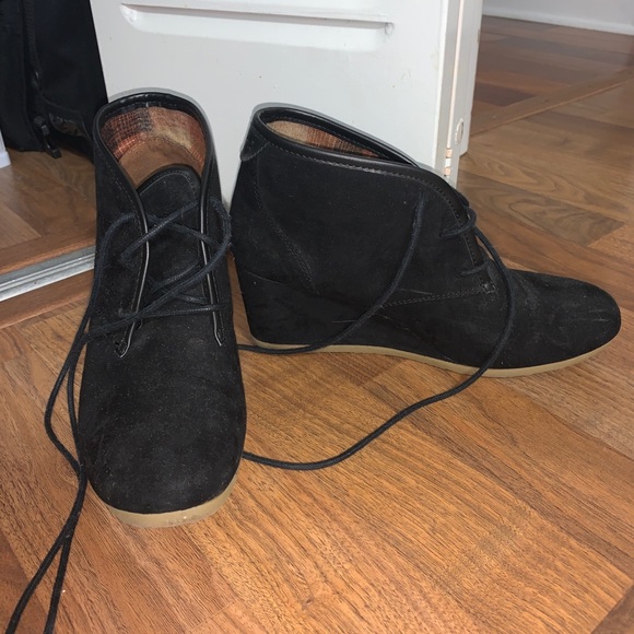 Black Wedges - Picture 1 of 5